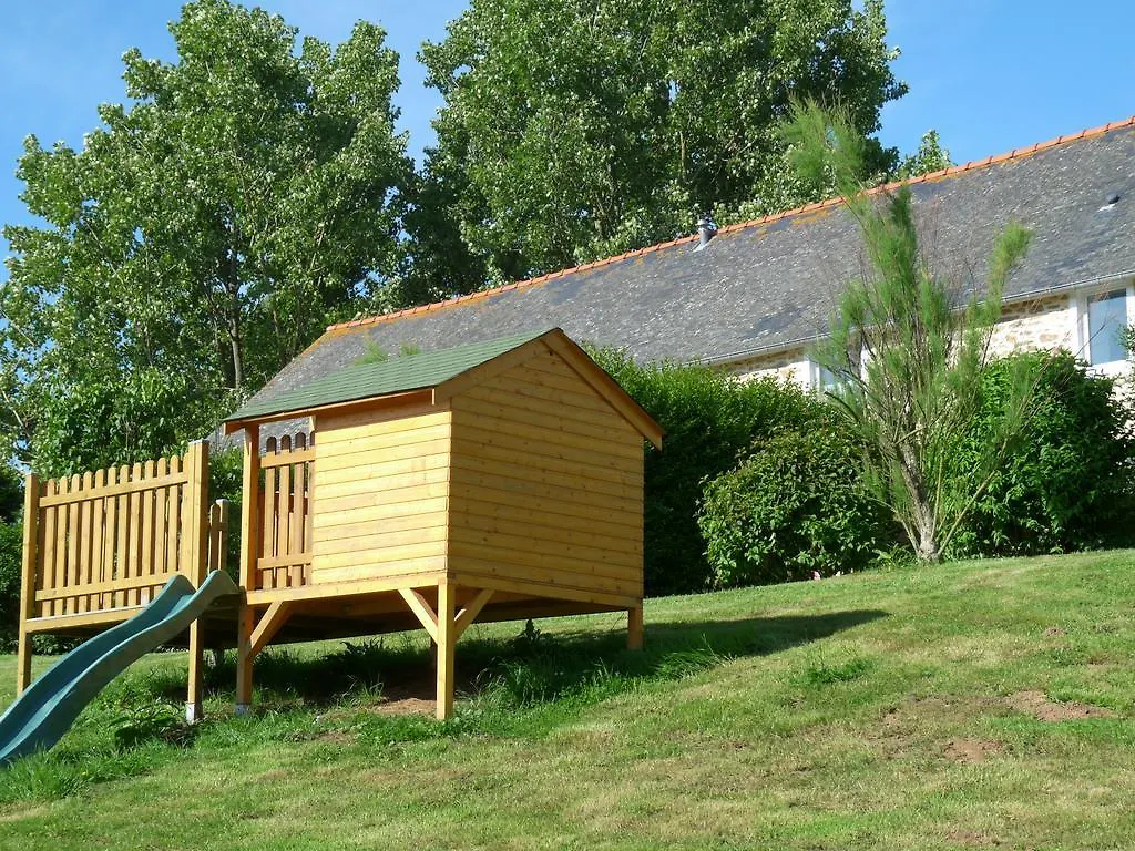 Les Gites De La Metairie Du Dick Pleurtuit Holiday home